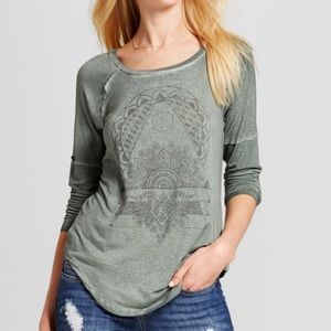 Long sleeve graphic t-shirt (Target)